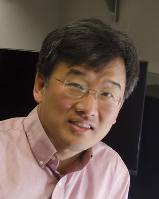 Photo of Dennis Kim
